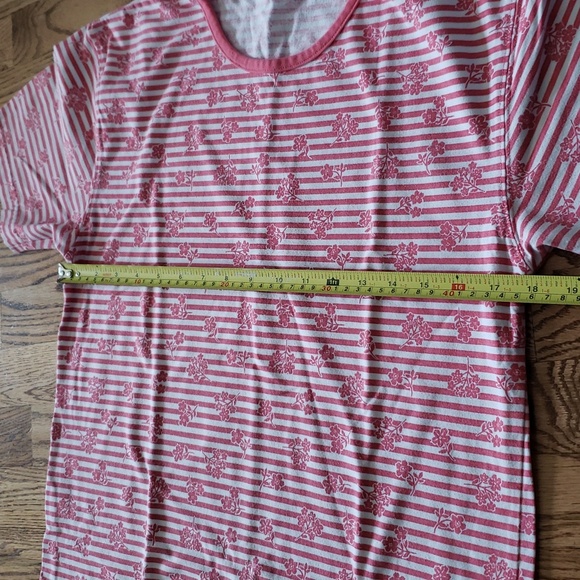 (S) Simply Basics Floral Print Striped Casual Classic Fit T-Shirt Everyday - Picture 6 of 7